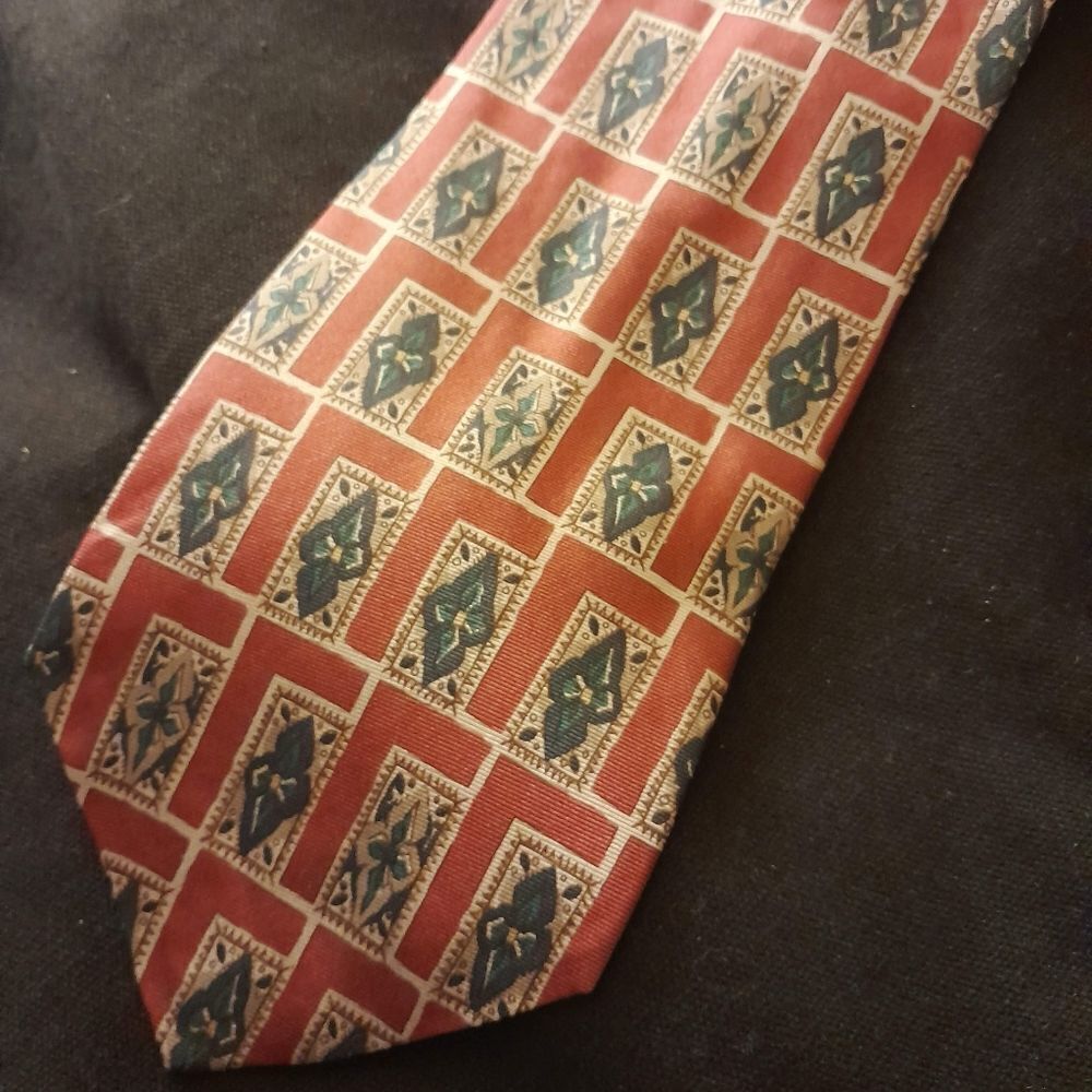 NWT Bert Pulitzer All Silk Tie Made in the USA